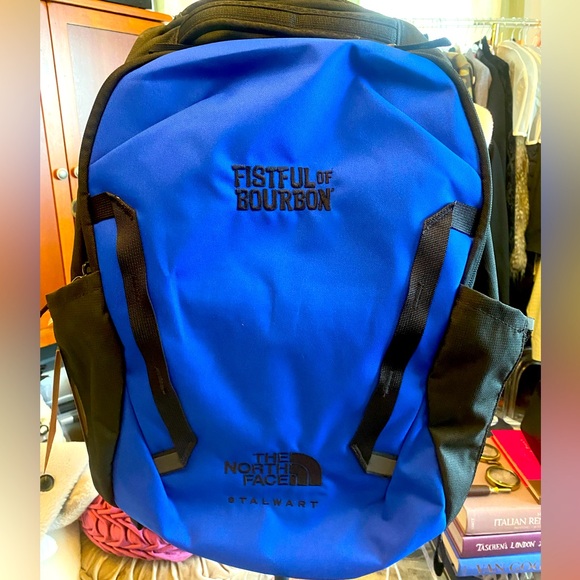 north face backpack stalwart The Guerra Wealth Advisors The trim is 100% recycled AT&T The North Face Stalwart